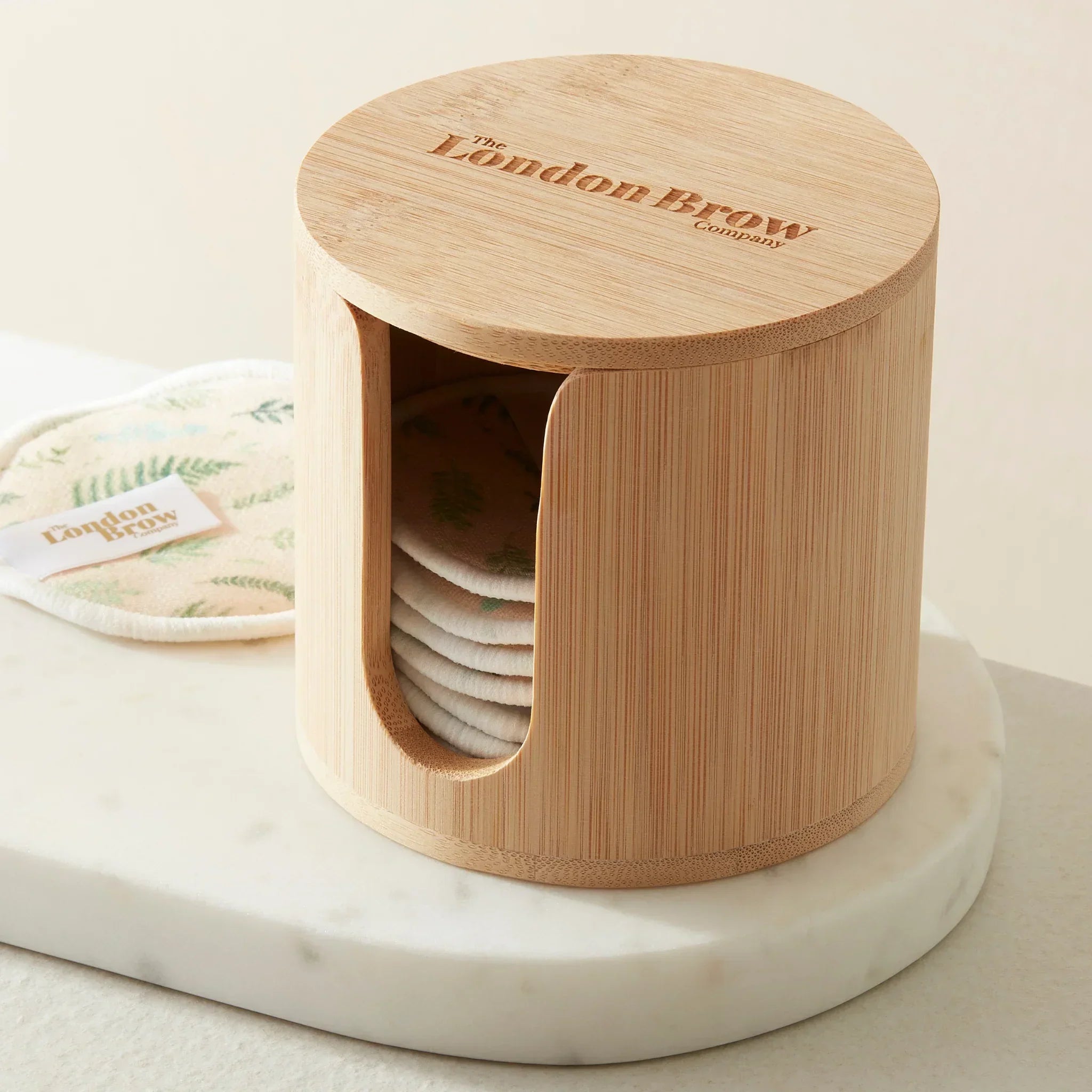 Bamboo Makeup Pads including Storage Jar