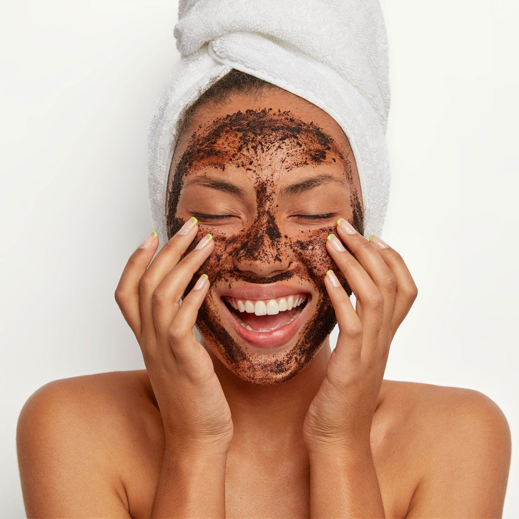 Salicylic Acid Exfoliator with Coffee, Walnut & Vitamin E 30ml